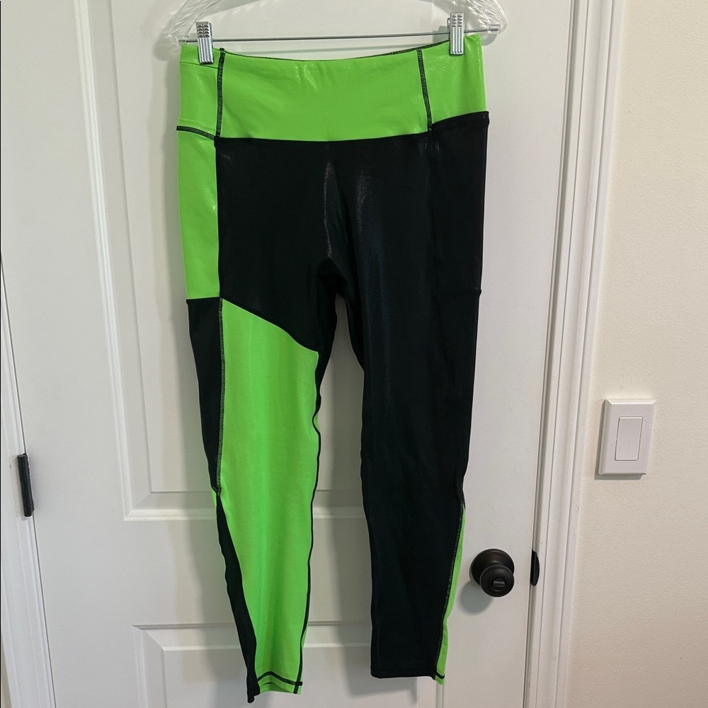 Shego Crowned Athletics Athletic Leggings